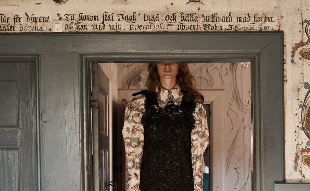 Victoria Hely-Hutchinson